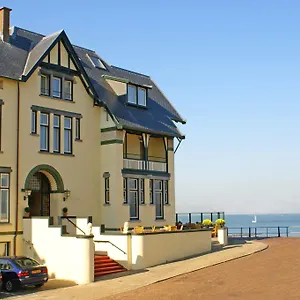 Boulevard Scheveningen 3* The Hague