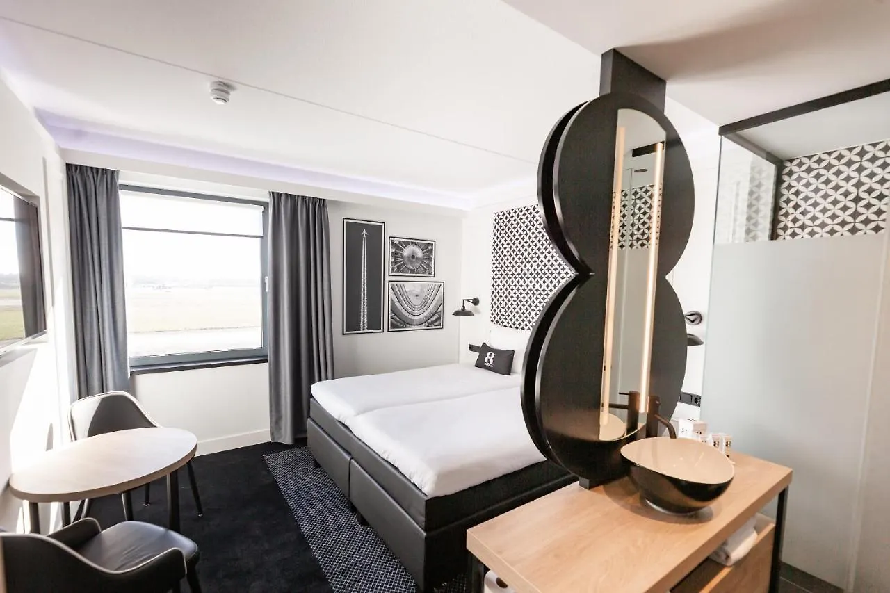Gr8 Hotel Maastricht Aachen Airport بيك 3*,